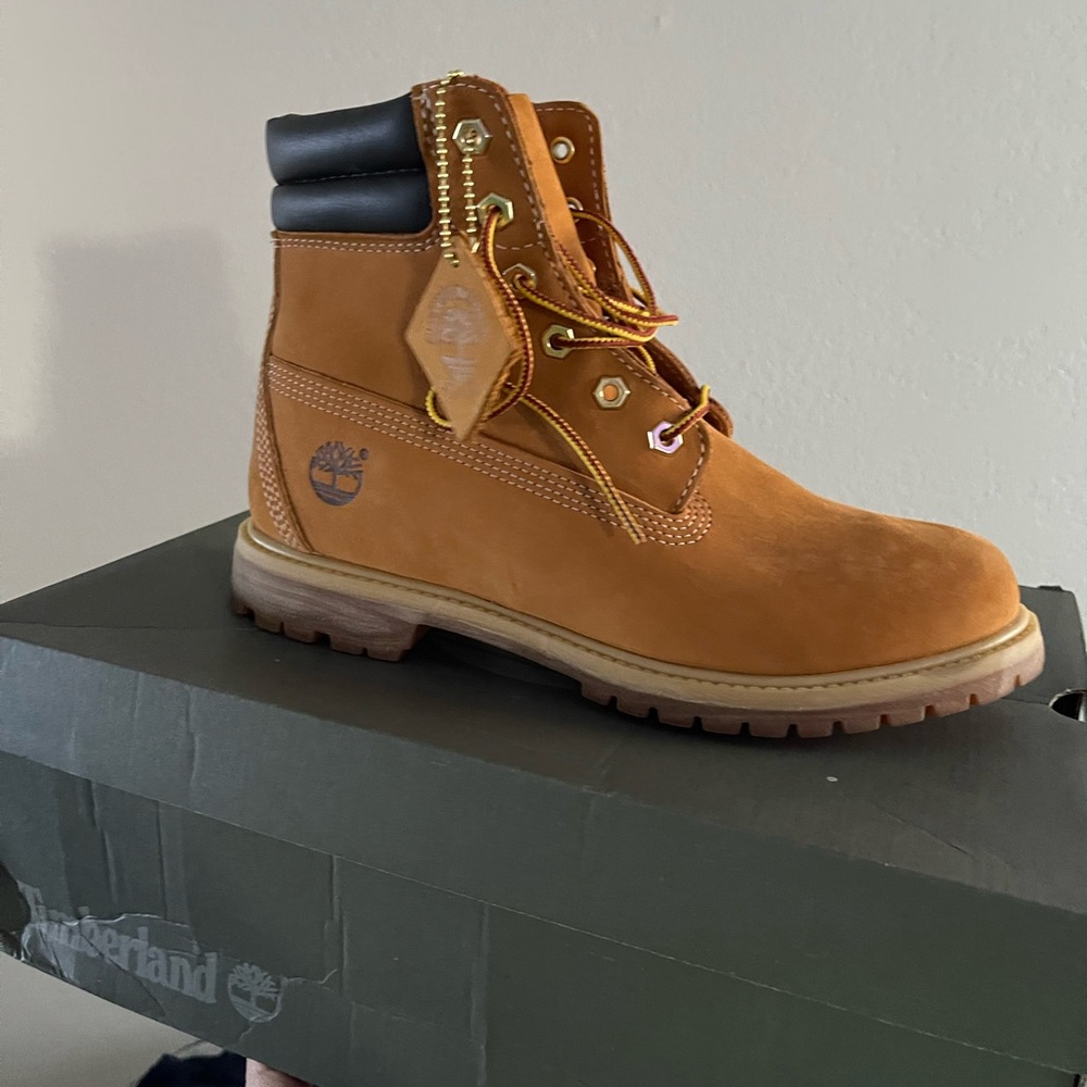 Women’s timberlands